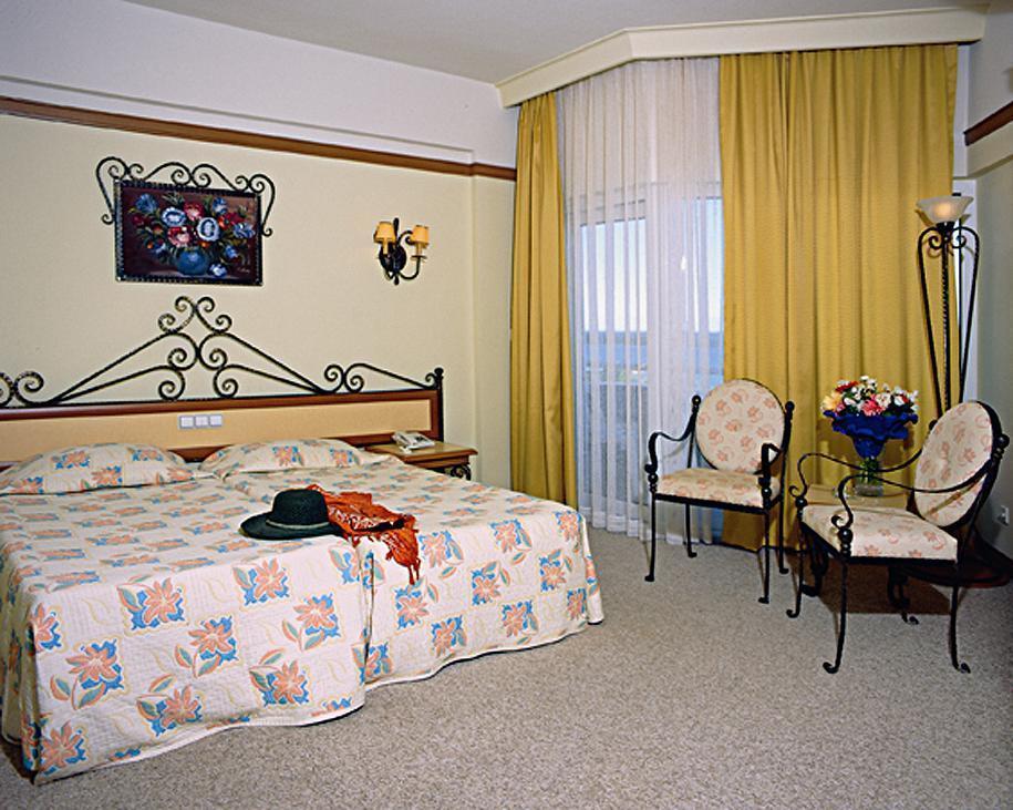 Thalia Beach Resort Hotel Ilica  Esterno foto
