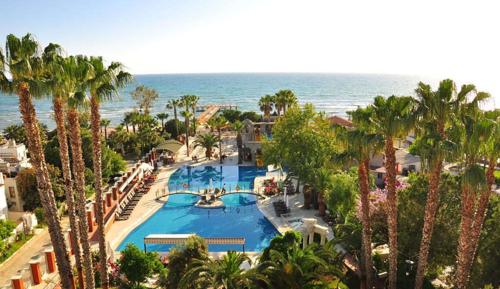 Thalia Beach Resort Hotel Ilica  Esterno foto