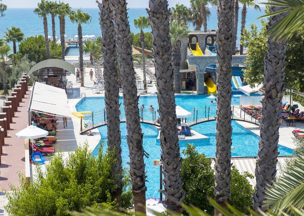Thalia Beach Resort Hotel Ilica  Esterno foto