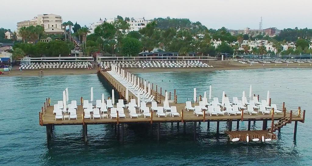 Thalia Beach Resort Hotel Ilica  Esterno foto